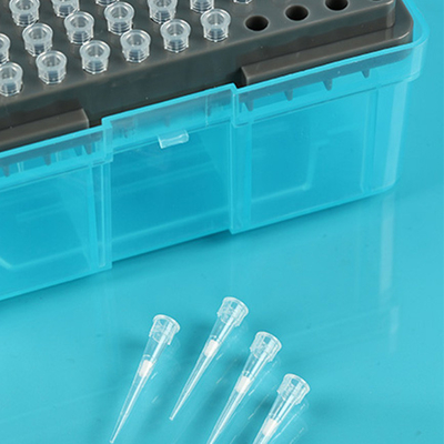 La pipette stérile transparente du filtre 10ul incline le polypropylène avec le support